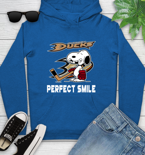 NHL Anaheim Ducks Snoopy Perfect Smile The Peanuts Movie Hockey T Shirt Youth Hoodie 11