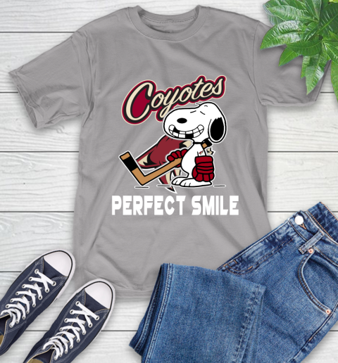 NHL Arizona Coyotes Snoopy Perfect Smile The Peanuts Movie Hockey T Shirt T-Shirt 6