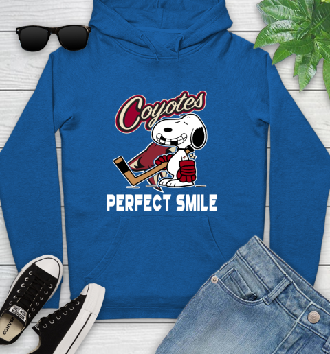 NHL Arizona Coyotes Snoopy Perfect Smile The Peanuts Movie Hockey T Shirt Youth Hoodie 11