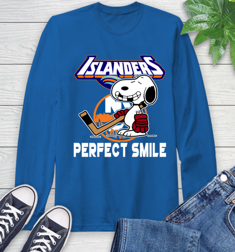 NHL New York Islanders Snoopy Perfect Smile The Peanuts Movie Hockey T Shirt Long Sleeve T-Shirt 10